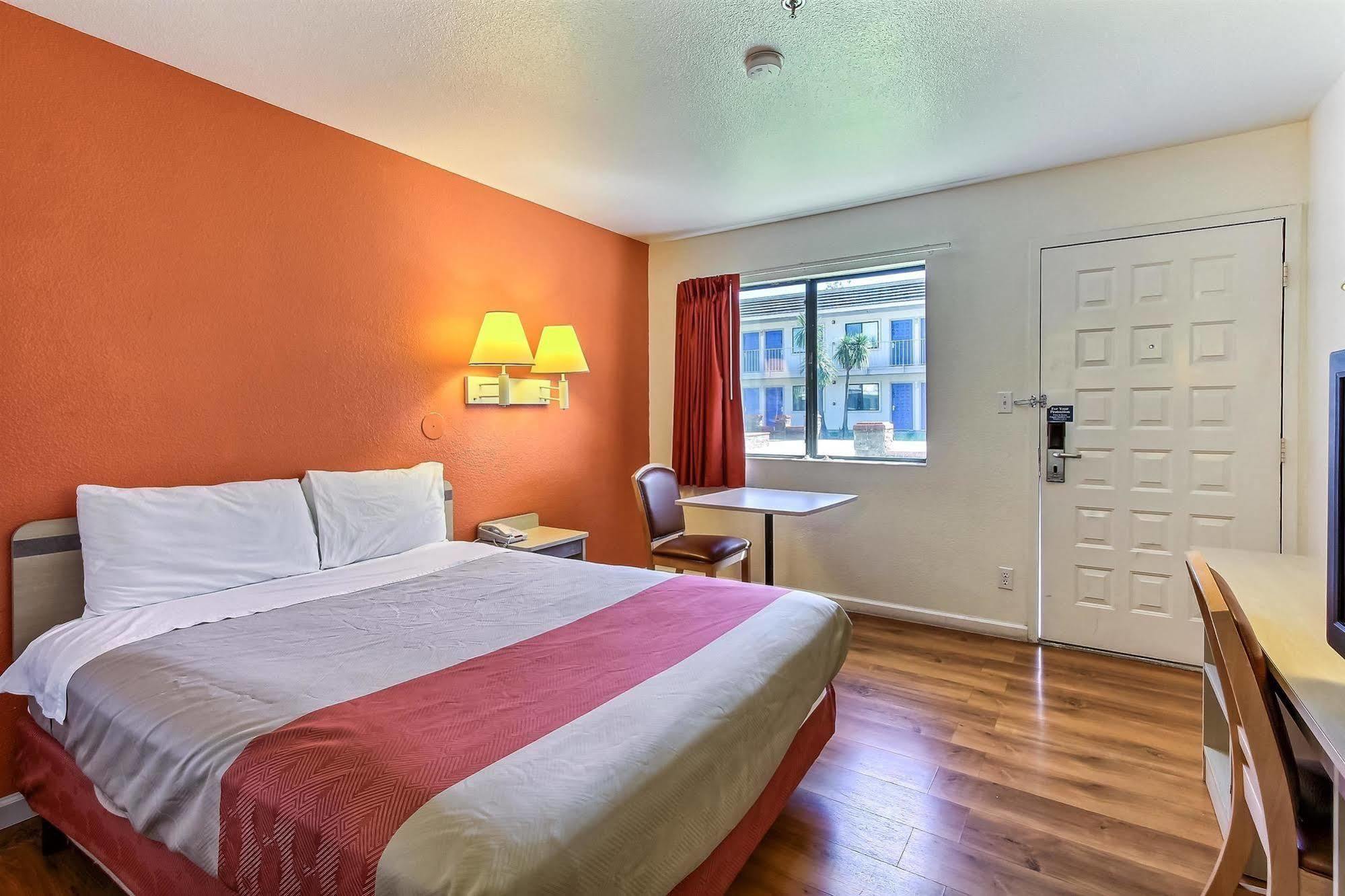 Motel 6-Fremont, Ca - South מראה חיצוני תמונה